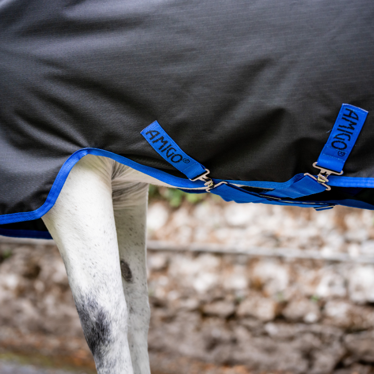 Couverture D'extérieur Horseware Amigo Ripstop Turnout 200gr NOIR/BLEU CLASSIC