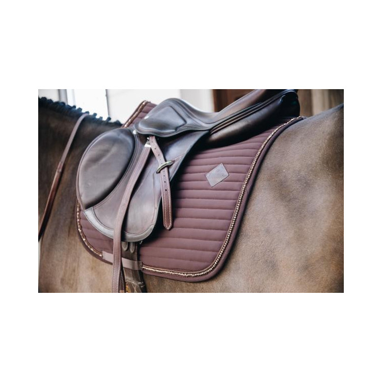 Tapis Pearls Kentucky Obstacle marron