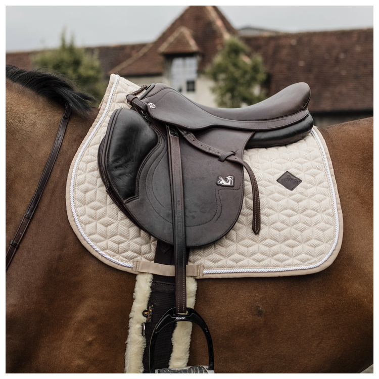 Tapis Kentucky Laine Jumping beige