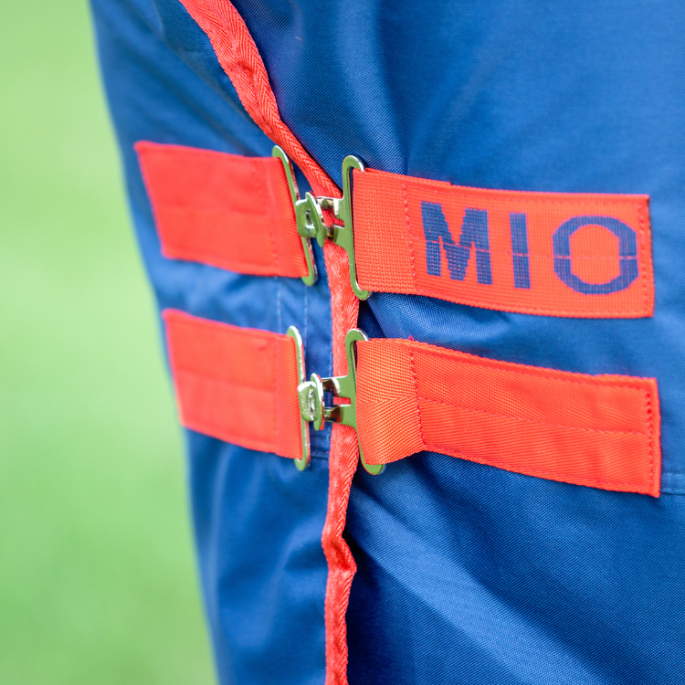 Couverture D'hiver Pour Cheval Zuzi - Taille 105 Cm - 1200D Imperméable Avec Col Haut - Rouge/bleu Marine