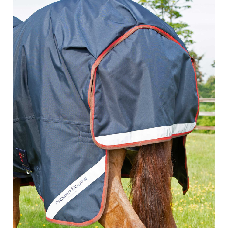 Couverture Premier Equine Buster 150g Avec Couvre Cou