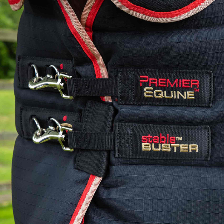 Couverture D'écurie Premier Equine Buster 200g Avec Couvre Cou Noir