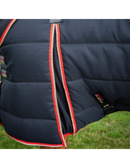 Couverture D'écurie Premier Equine Buster 200g Avec Couvre Cou Noir