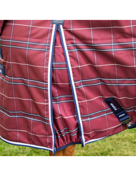 Couverture D'écurie Premier Equine Domus 200g Avec Couvre Cou