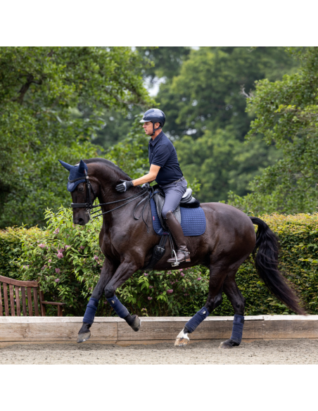 Tapis de Selle LeMieux Square Dressage en Suédine Marine