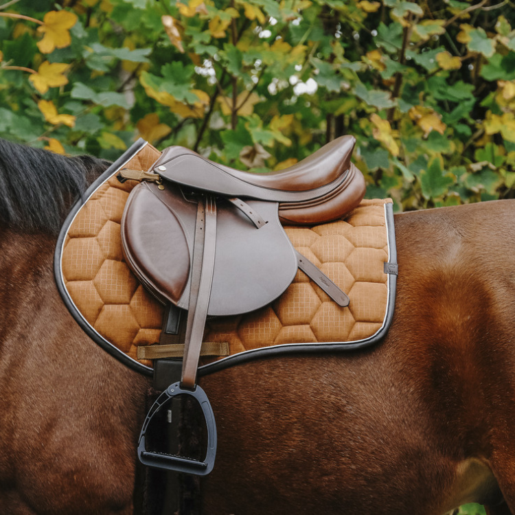 Tapis De Selle Equithème Quadri Camel