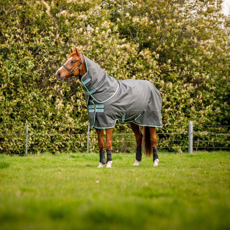 Couverture Horseware Amigo Hero Ripstop Plus 200g grise