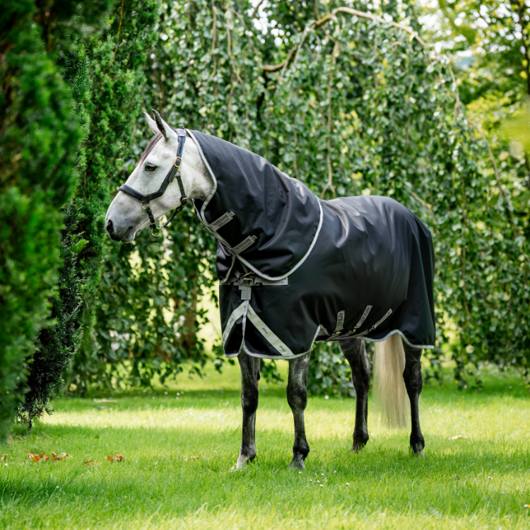 Couverture Horseware Amigo Bravo 12 plus 400grs noir/gris