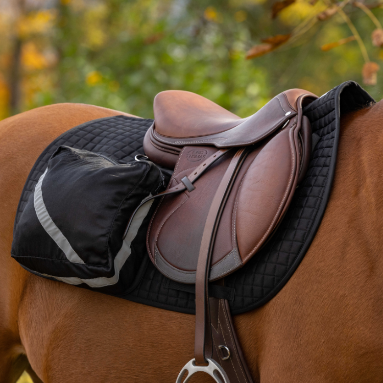 Tapis de Selle Norton Long De Randonnée Noir