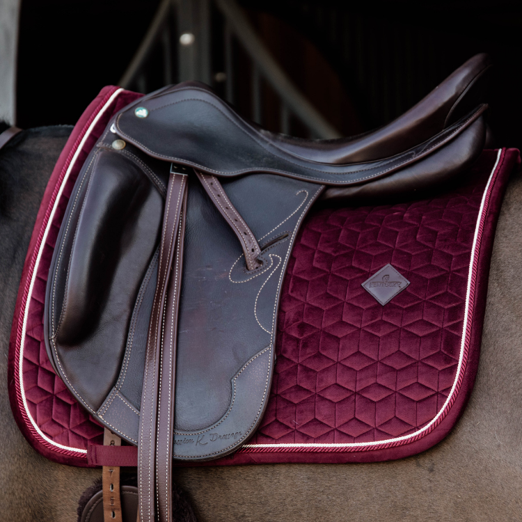 Tapis De Selle Kentucky Velvet Dressage Bordeaux